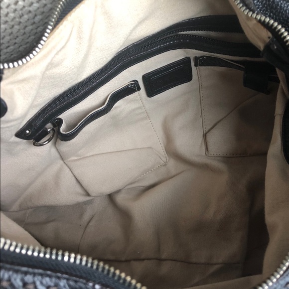 Timeless Beautiful Cole Haan Bag ❤️ - Picture 5 of 5